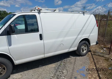 2013 Chevrolet Express 2500 Work Van из США, поврежденный, VIN 1GCWGFBA8D1102953
